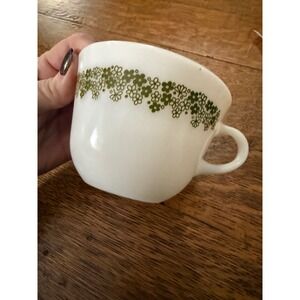 Vintage Pyrex Spring Blossom Green Crazy Daisy Milk Glass Teacup White 1970s